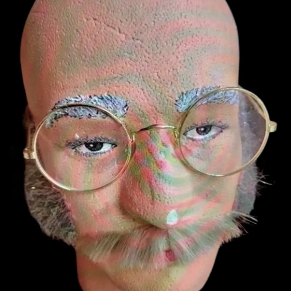 WTF? SOOOOO COOL - Picture 4 of 8